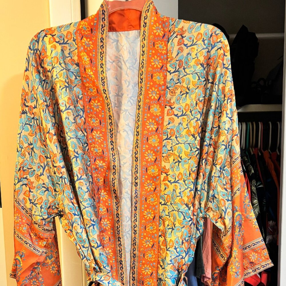 Yellowstone Beth Dutton Floral Robe - Brand New!  Plus Size!